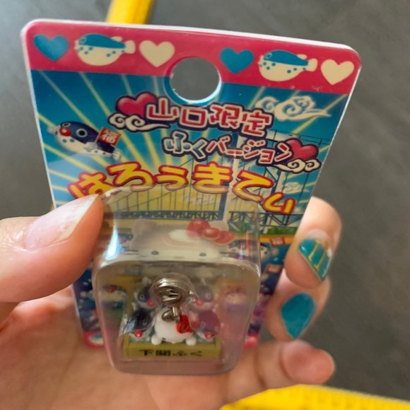 2006 HELLO KITTY FISH SUSHI CELL CHARM - Picture 7 of 8